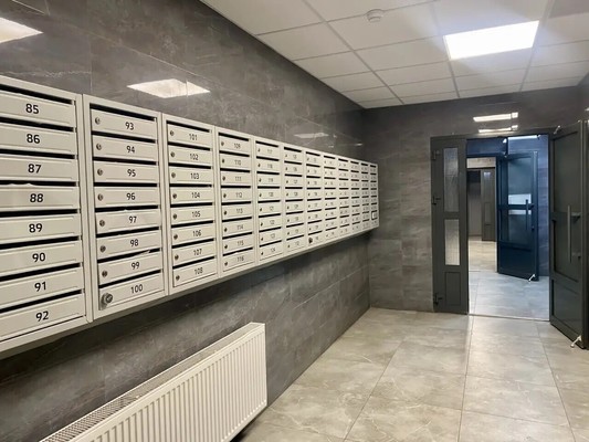 Продам трехкомнатную (3-комн.) квартиру, Бондаренко ул, 34, Казань г
