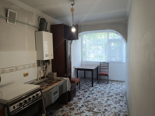 Продам двухкомнатную (2-комн.) квартиру, Розовая ул, 24, Чайкино с