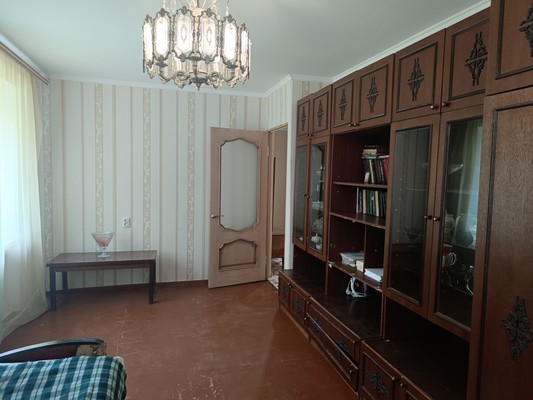 Продам двухкомнатную (2-комн.) квартиру, Розовая ул, 24, Чайкино с