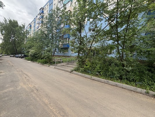 Продам 2-комн. в 3-комн. квартире, Маршала Жукова ул, 4, Нижний Новгород г