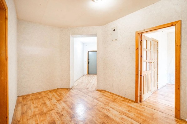 Продам трехкомнатную (3-комн.) квартиру, Победы б-р, 45а, Воронеж г
