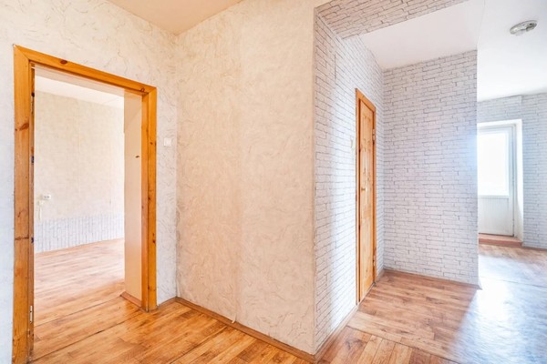 Продам трехкомнатную (3-комн.) квартиру, Победы б-р, 45а, Воронеж г