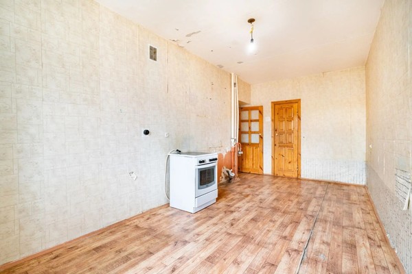 Продам трехкомнатную (3-комн.) квартиру, Победы б-р, 45а, Воронеж г