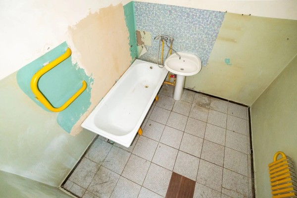 Продам трехкомнатную (3-комн.) квартиру, Победы б-р, 45а, Воронеж г