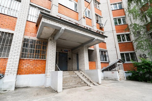 Продам трехкомнатную (3-комн.) квартиру, Победы б-р, 45а, Воронеж г