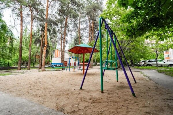 Продам трехкомнатную (3-комн.) квартиру, Победы б-р, 45а, Воронеж г