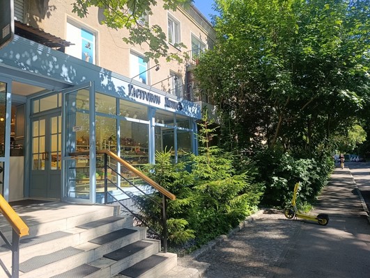 Продам двухкомнатную (2-комн.) квартиру, Курортная ул, 4, Калининград г