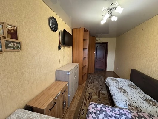 Продам комнату в 6-комн. квартире, Главная ул, 69ка, Казань г