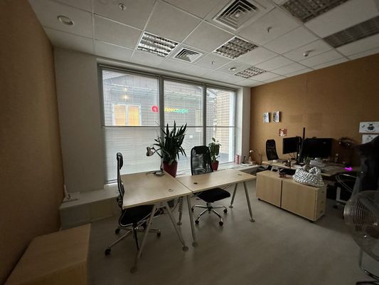 Сдам офисное помещение 389 м2, Турчанинов пер, 6 2, Москва г