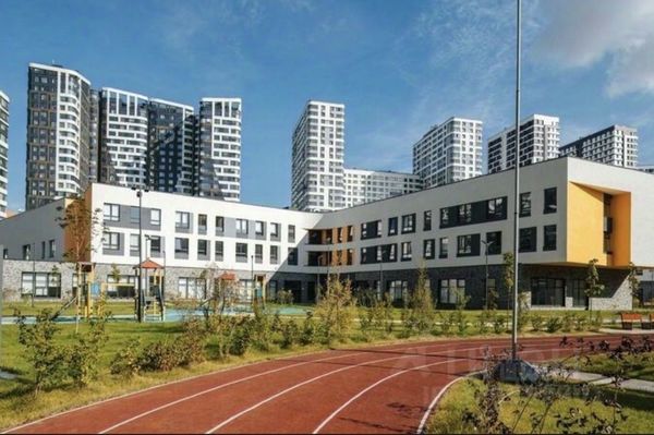 Продам двухкомнатную (2-комн.) квартиру, Крузенштерна ул, 3к3, Москва г