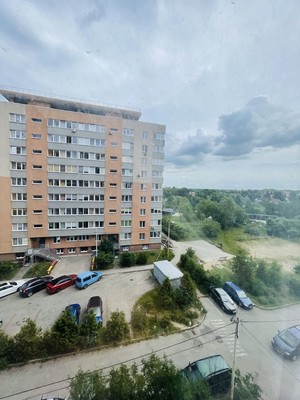 Продам трехкомнатную (3-комн.) квартиру, О.Кошевого ул, 15, Калининград г