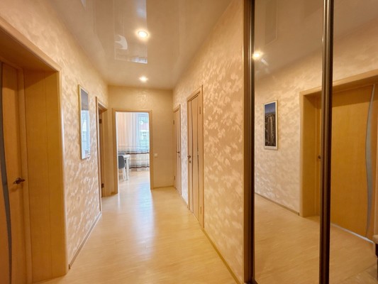 Продам двухкомнатную (2-комн.) квартиру, Кронштадтская ул, 31, Пермь г