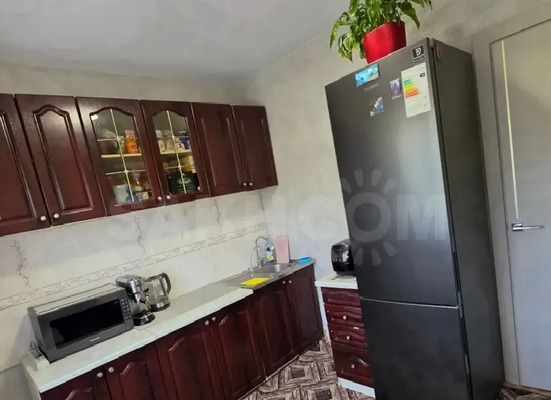 Продам однокомнатную (1-комн.) квартиру, Ленина ул, 329б, Южно-Сахалинск г