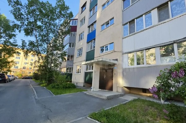 Продам однокомнатную (1-комн.) квартиру, Ленина ул, 329б, Южно-Сахалинск г