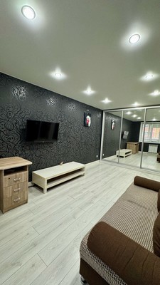 Продам однокомнатную (1-комн.) квартиру, Чехова ул, 27, Медведево пгт