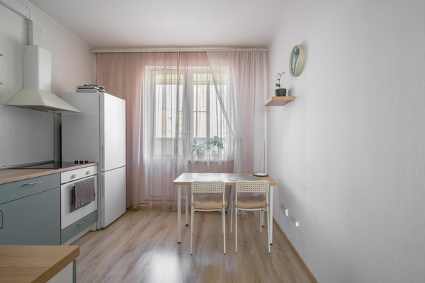 Продам двухкомнатную (2-комн.) квартиру, Плесецкая ул, 10, Санкт-Петербург г