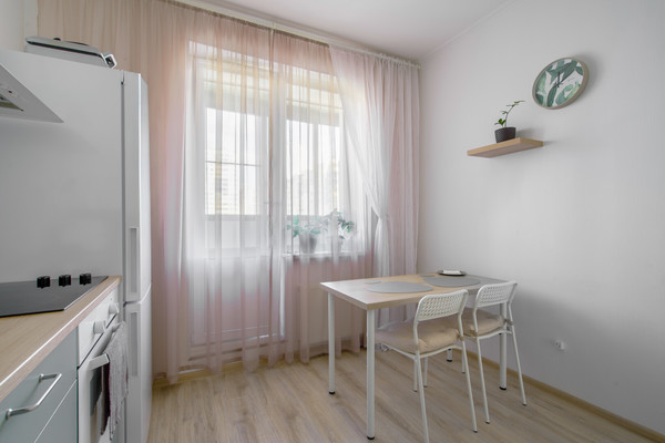 Продам двухкомнатную (2-комн.) квартиру, Плесецкая ул, 10, Санкт-Петербург г
