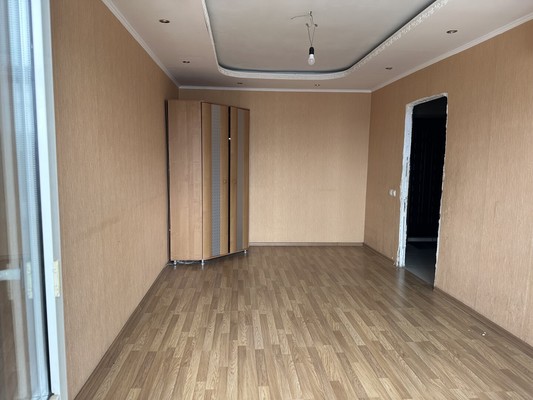 Продам двухкомнатную (2-комн.) квартиру, Базарная пл, 14, Кропоткин г