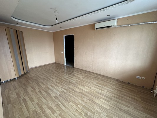 Продам двухкомнатную (2-комн.) квартиру, Базарная пл, 14, Кропоткин г