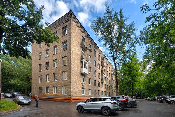 Продам комнату в 2-комн. квартире, Окружной проезд, 11к5, Москва г