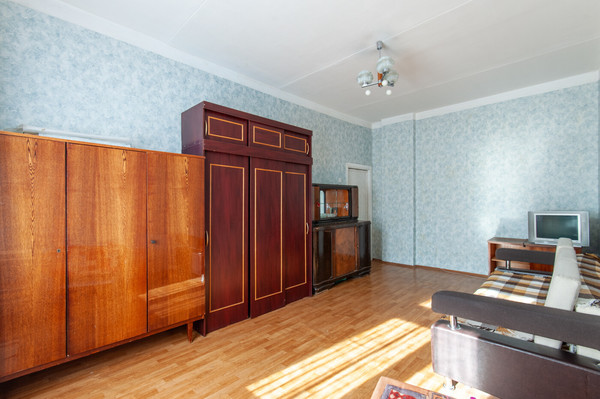 Продам комнату в 2-комн. квартире, Окружной проезд, 11к5, Москва г
