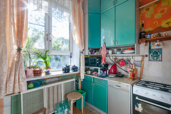 Продам комнату в 2-комн. квартире, Окружной проезд, 11к5, Москва г