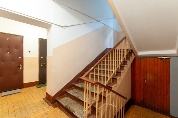 Продам комнату в 2-комн. квартире, Окружной проезд, 11к5, Москва г