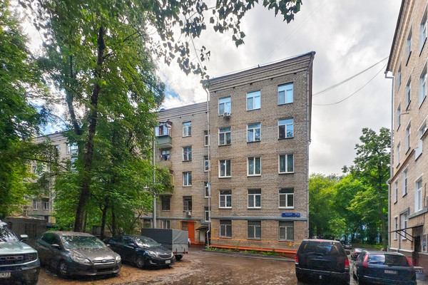 Продам комнату в 2-комн. квартире, Окружной проезд, 11к5, Москва г