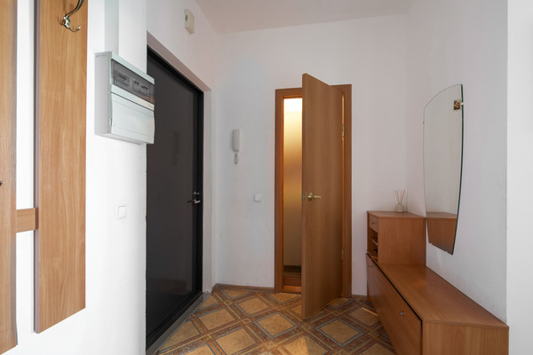 Продам однокомнатную (1-комн.) квартиру, Оптиков ул, 51к1, Санкт-Петербург г
