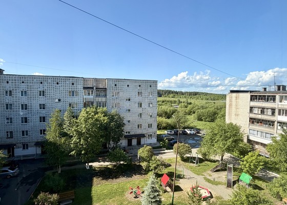Продам многокомнатную квартиру, Калинина ул, 84, Нижний Тагил г