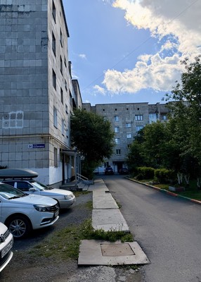 Продам многокомнатную квартиру, Калинина ул, 84, Нижний Тагил г