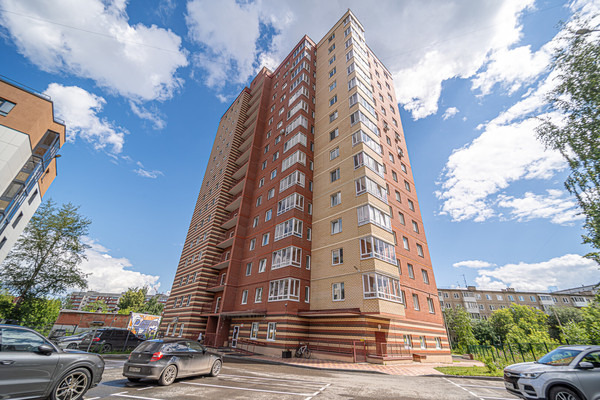 Продам трехкомнатную (3-комн.) квартиру, Черниговская ул, 9, Пермь г