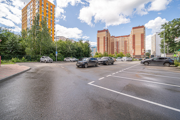 Продам трехкомнатную (3-комн.) квартиру, Черниговская ул, 9, Пермь г