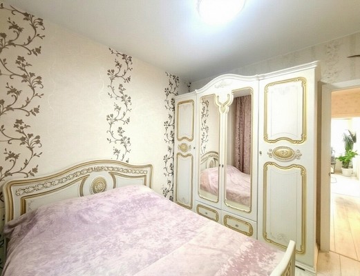 Продам двухкомнатную (2-комн.) квартиру, Центральный (Купелинка мкр) кв-л, 1, Сапроново д