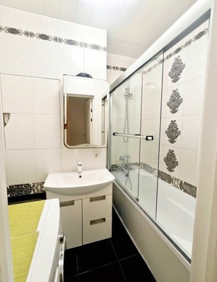 Продам двухкомнатную (2-комн.) квартиру, Центральный (Купелинка мкр) кв-л, 1, Сапроново д