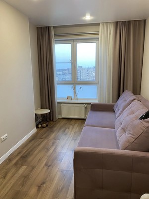 Продам двухкомнатную (2-комн.) квартиру, 9 Апреля ул, 86А, Калининград г