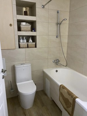 Продам двухкомнатную (2-комн.) квартиру, 9 Апреля ул, 86А, Калининград г