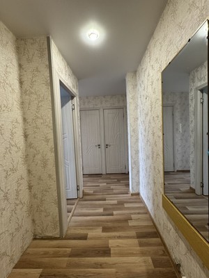 Продам двухкомнатную (2-комн.) квартиру, Подполковника Емельянова ул, 252, Калининград г