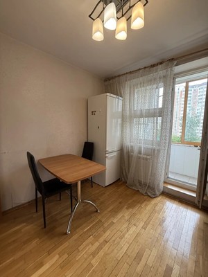 Продам трехкомнатную (3-комн.) квартиру, Саморы Машела ул, 4к4, Москва г