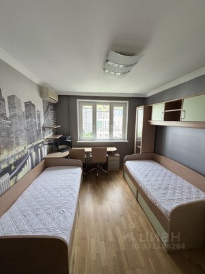 Продам трехкомнатную (3-комн.) квартиру, Одесская ул, 18к4, Москва г