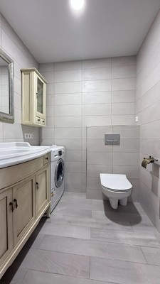 Продам трехкомнатную (3-комн.) квартиру, Одесская ул, 18к4, Москва г