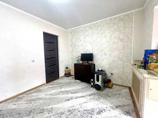 Продам трехкомнатную (3-комн.) квартиру, Кешокова ул, 83кА, Нальчик г
