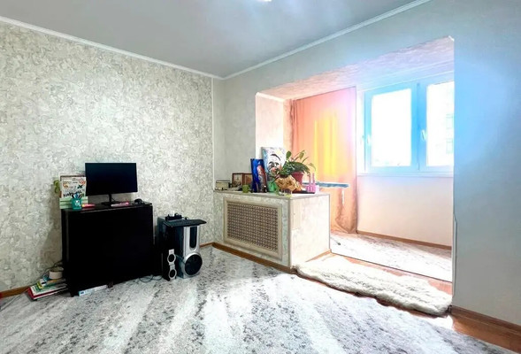 Продам трехкомнатную (3-комн.) квартиру, Кешокова ул, 83кА, Нальчик г