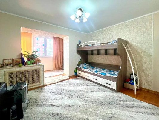 Продам трехкомнатную (3-комн.) квартиру, Кешокова ул, 83кА, Нальчик г