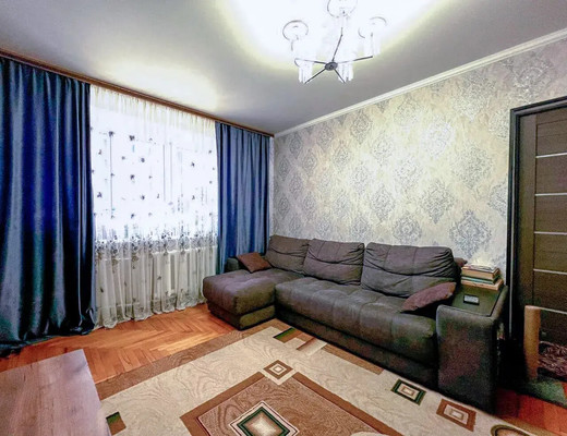 Продам трехкомнатную (3-комн.) квартиру, Кешокова ул, 83кА, Нальчик г