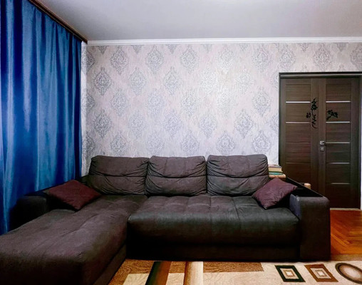 Продам трехкомнатную (3-комн.) квартиру, Кешокова ул, 83кА, Нальчик г