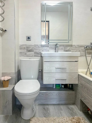 Продам трехкомнатную (3-комн.) квартиру, Кешокова ул, 83кА, Нальчик г