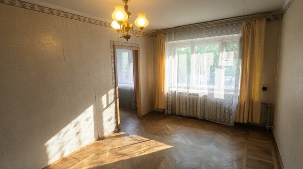 Продам трехкомнатную (3-комн.) квартиру, Коминтерна ул, 16, Королев г