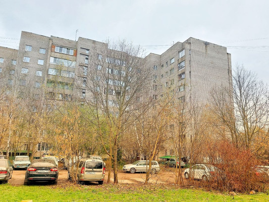 Продам трехкомнатную (3-комн.) квартиру, Фасадная ул, 8к7, Лесной Городок дп