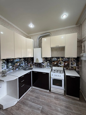 Продам двухкомнатную (2-комн.) квартиру, Мира ул, 6, Тихорецк г